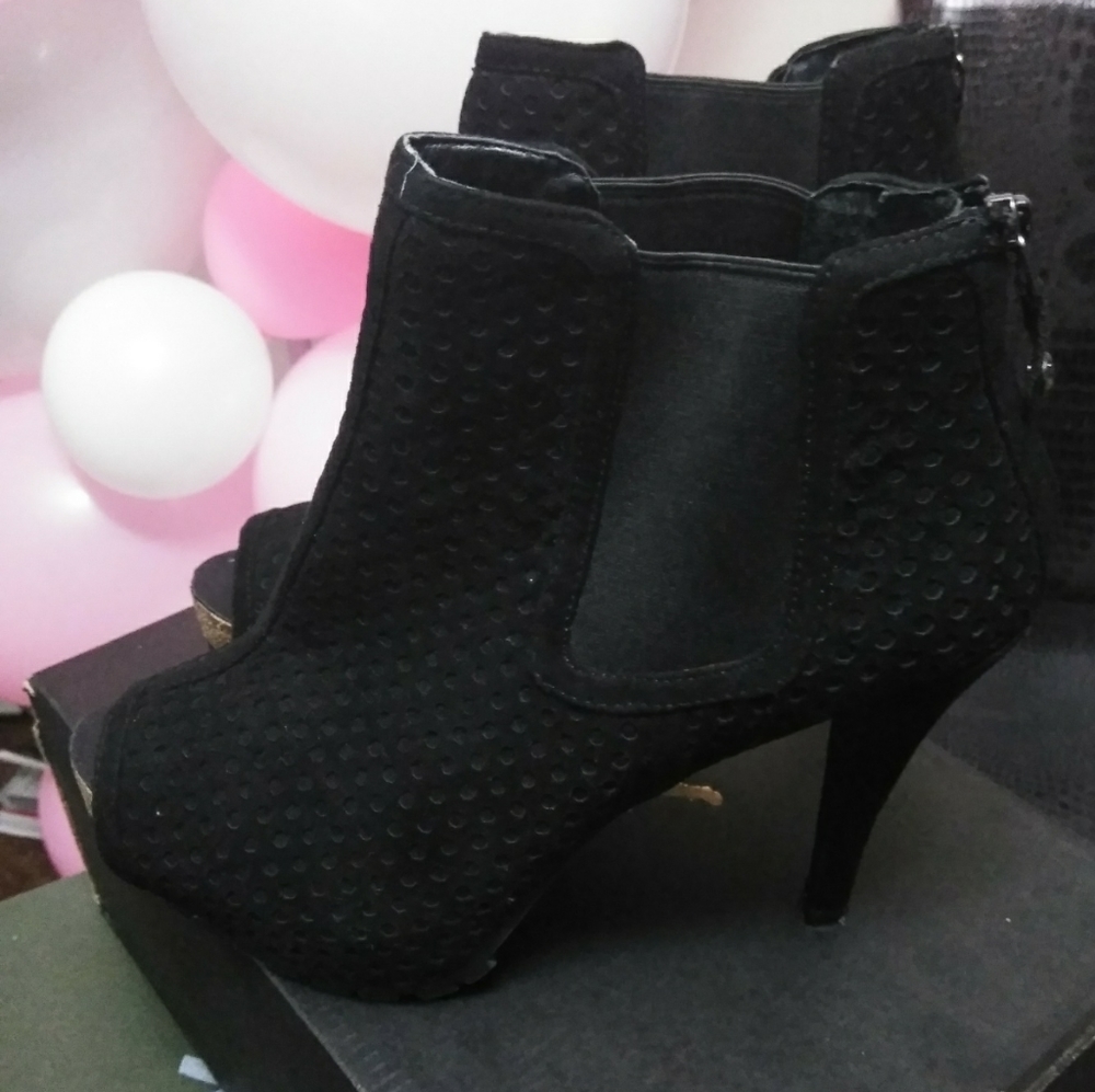 Ankle boot